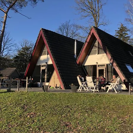 Ferienhaus In Mit Moeblierter Terrasse Stramproy